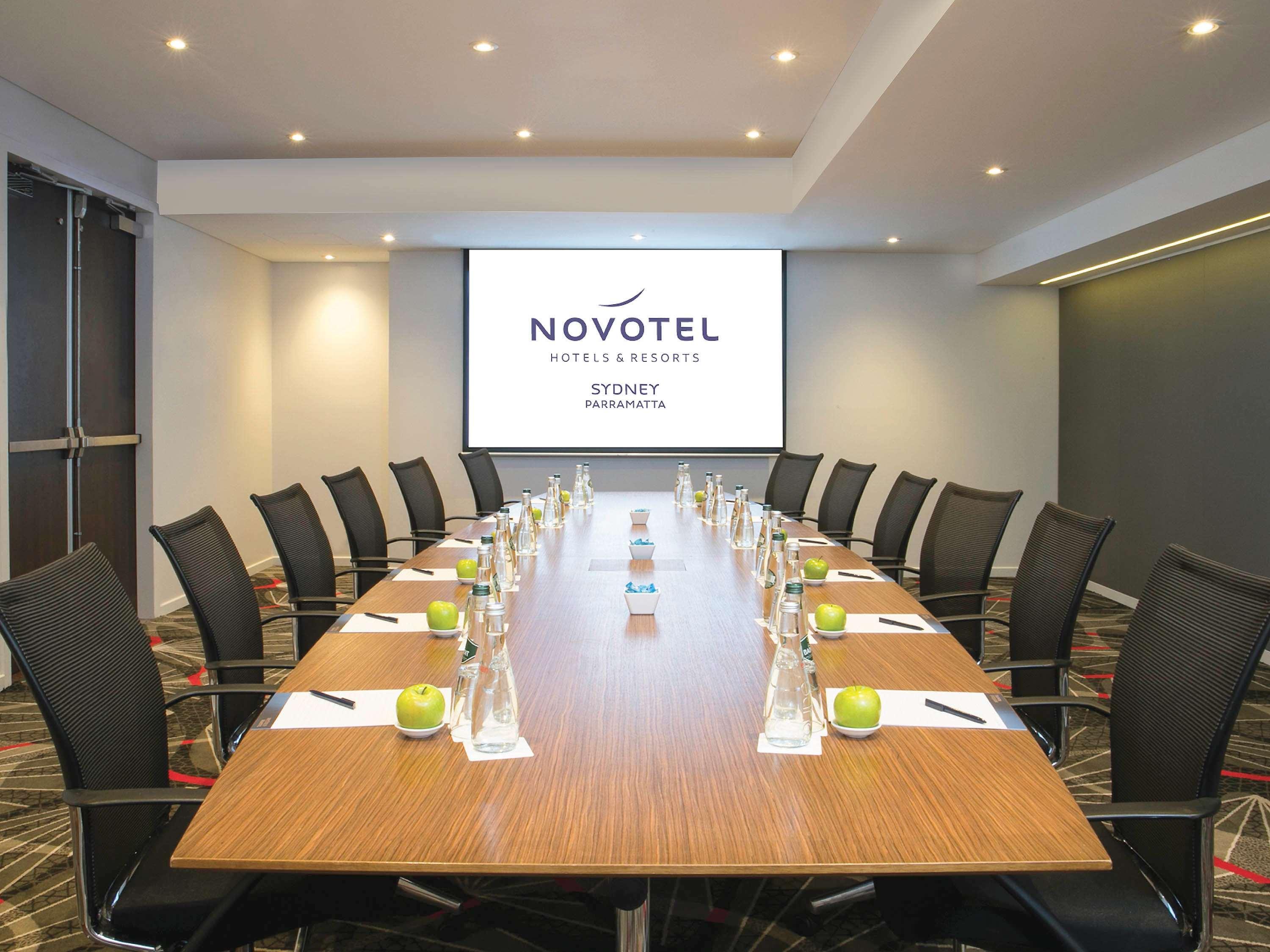 Novotel Sydney Parramatta Eksteriør billede