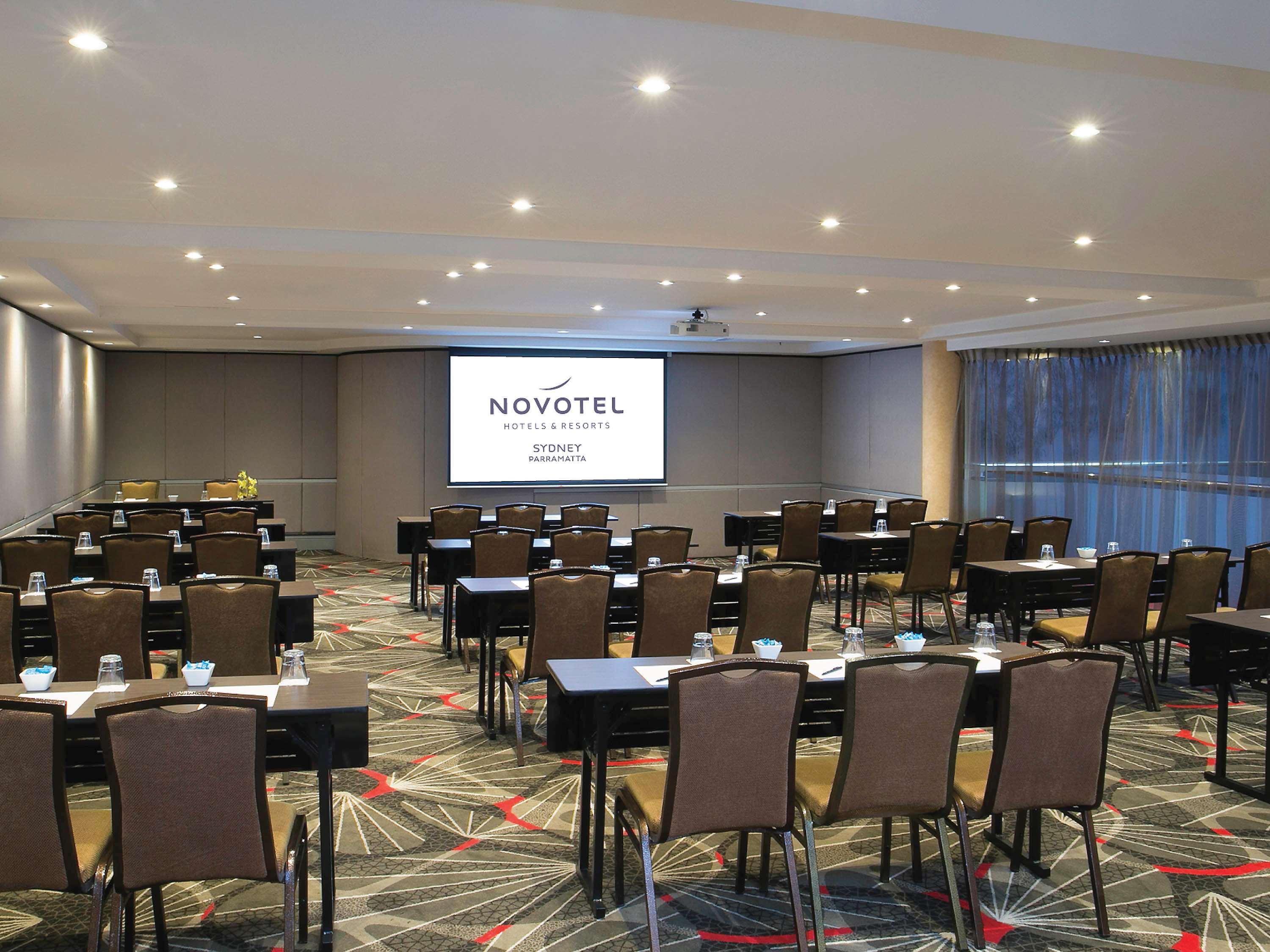 Novotel Sydney Parramatta Eksteriør billede