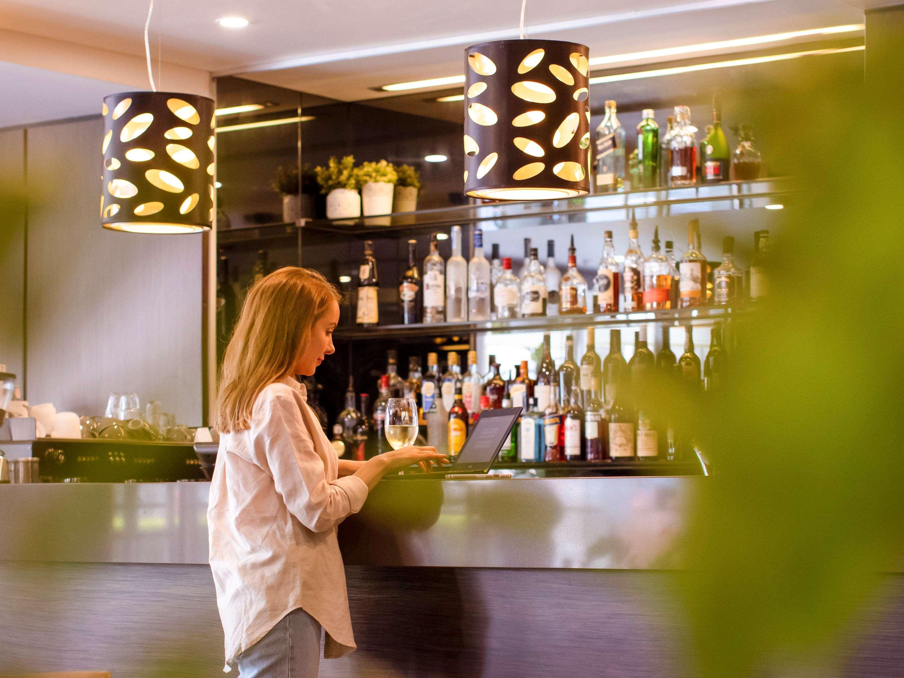 Novotel Sydney Parramatta Eksteriør billede